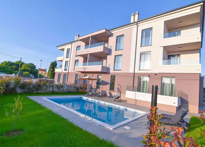 Luxury Apartment Faro With Sea View And Swimming Pool